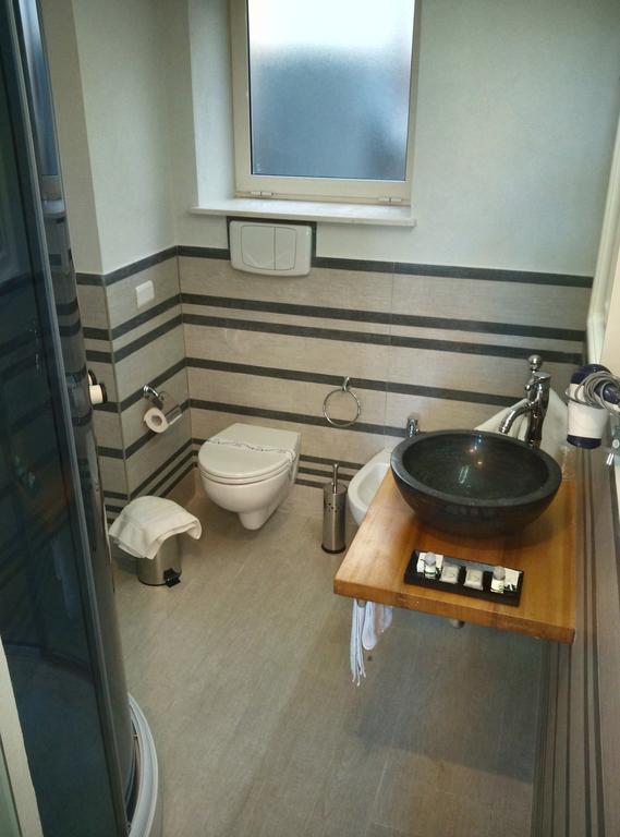 Mina Accomodation トロペーア 部屋 写真