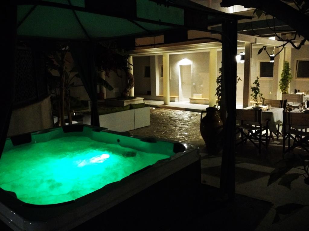 Mina Accomodation トロペーア エクステリア 写真