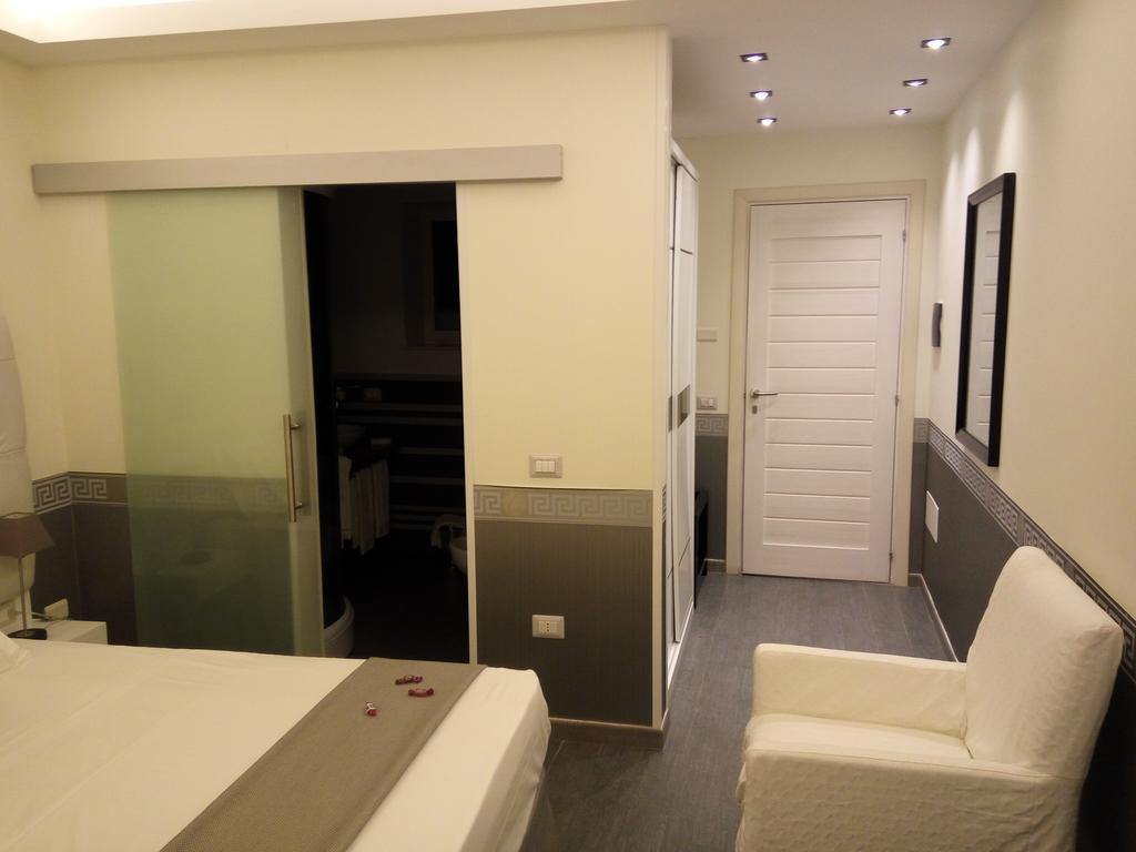 Mina Accomodation トロペーア エクステリア 写真