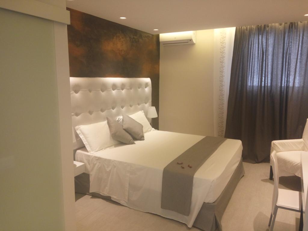 Mina Accomodation トロペーア エクステリア 写真